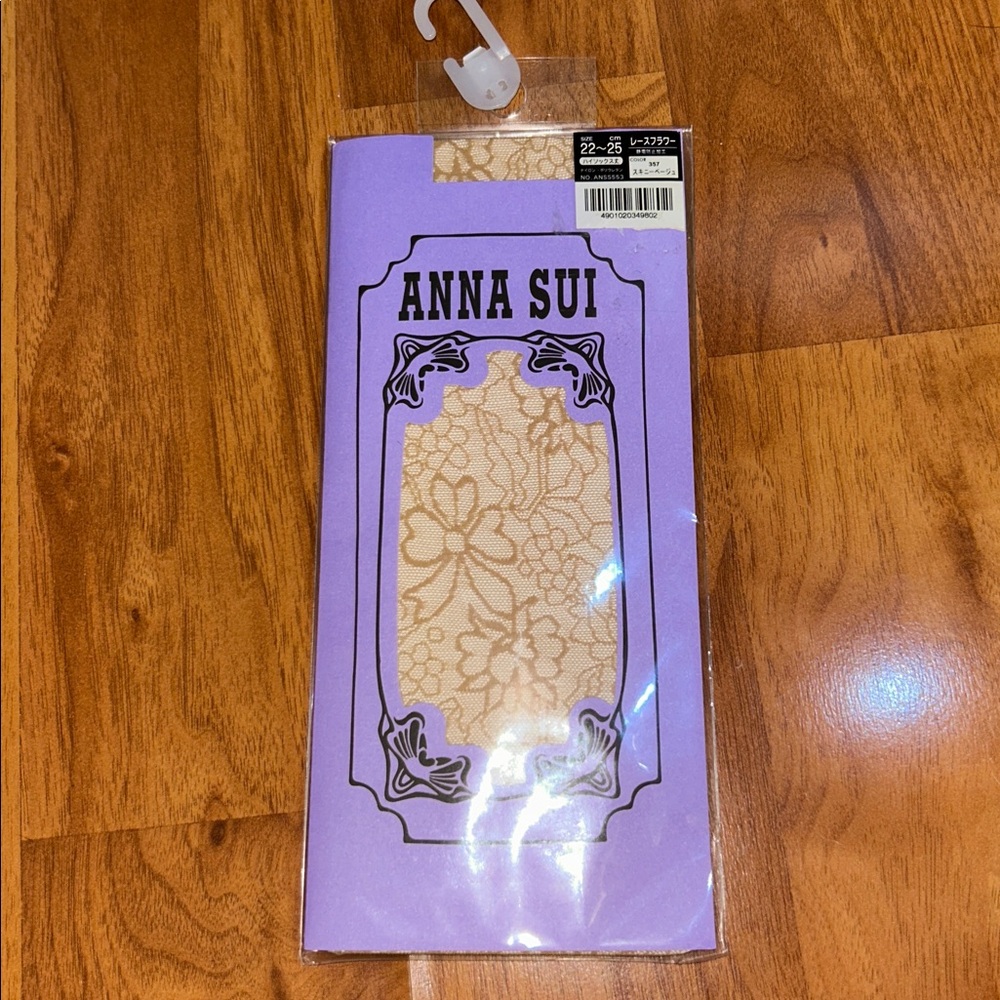 Brand New in Packaging Anna Sui Lace Flower High Socks